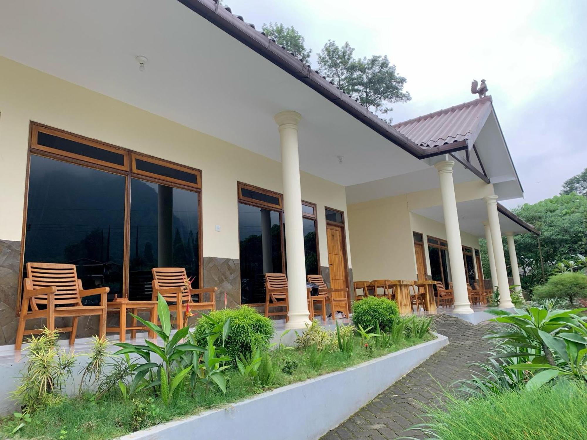Gubuk Ndeso Bromo Apartment Exterior photo