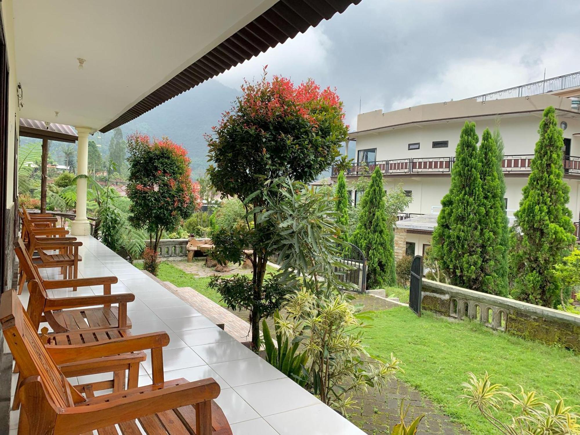 Gubuk Ndeso Bromo Apartment Exterior photo